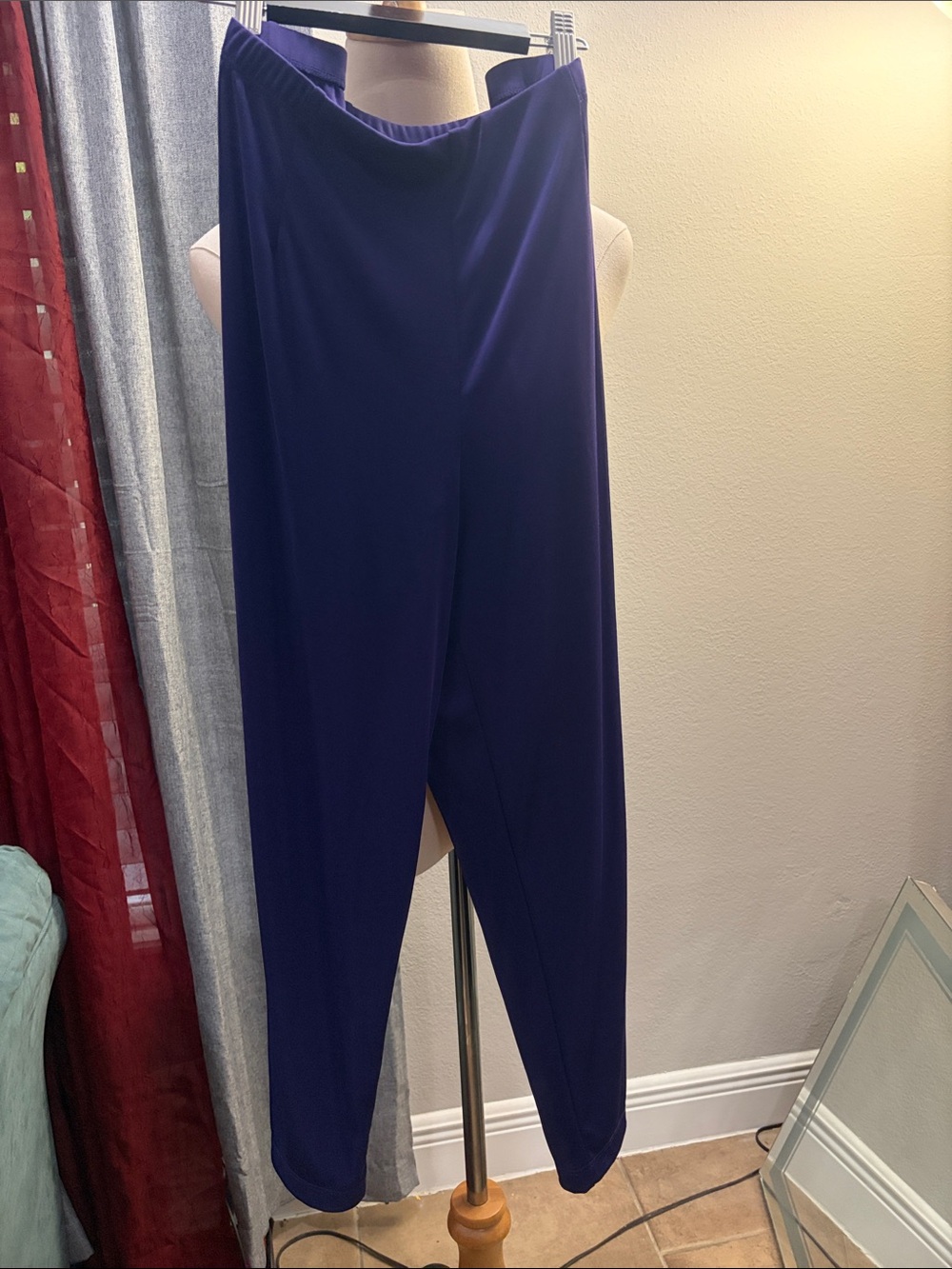 Chico's Deep Navy Straight-Leg Ponte Pants